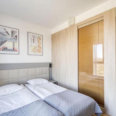 404 Rooms Wolska Apartament Βαρσοβία Εξωτερικό φωτογραφία