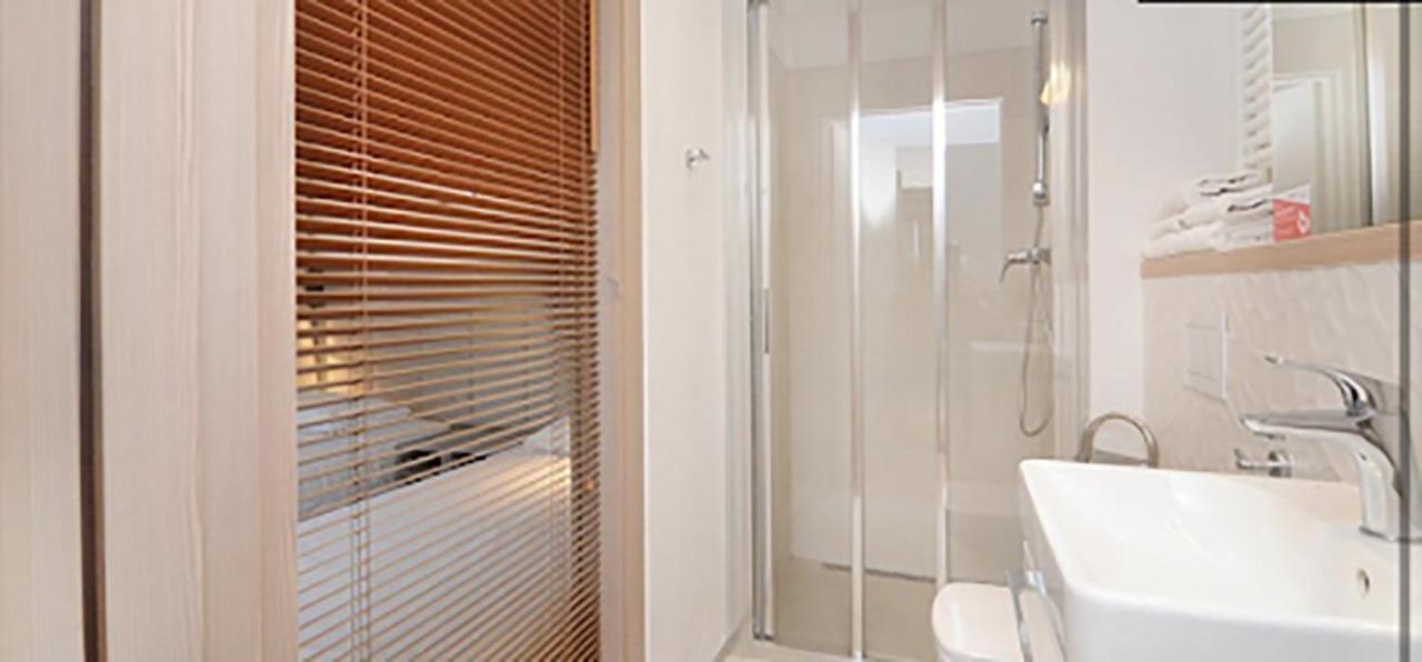 404 Rooms Wolska Apartament Βαρσοβία Εξωτερικό φωτογραφία