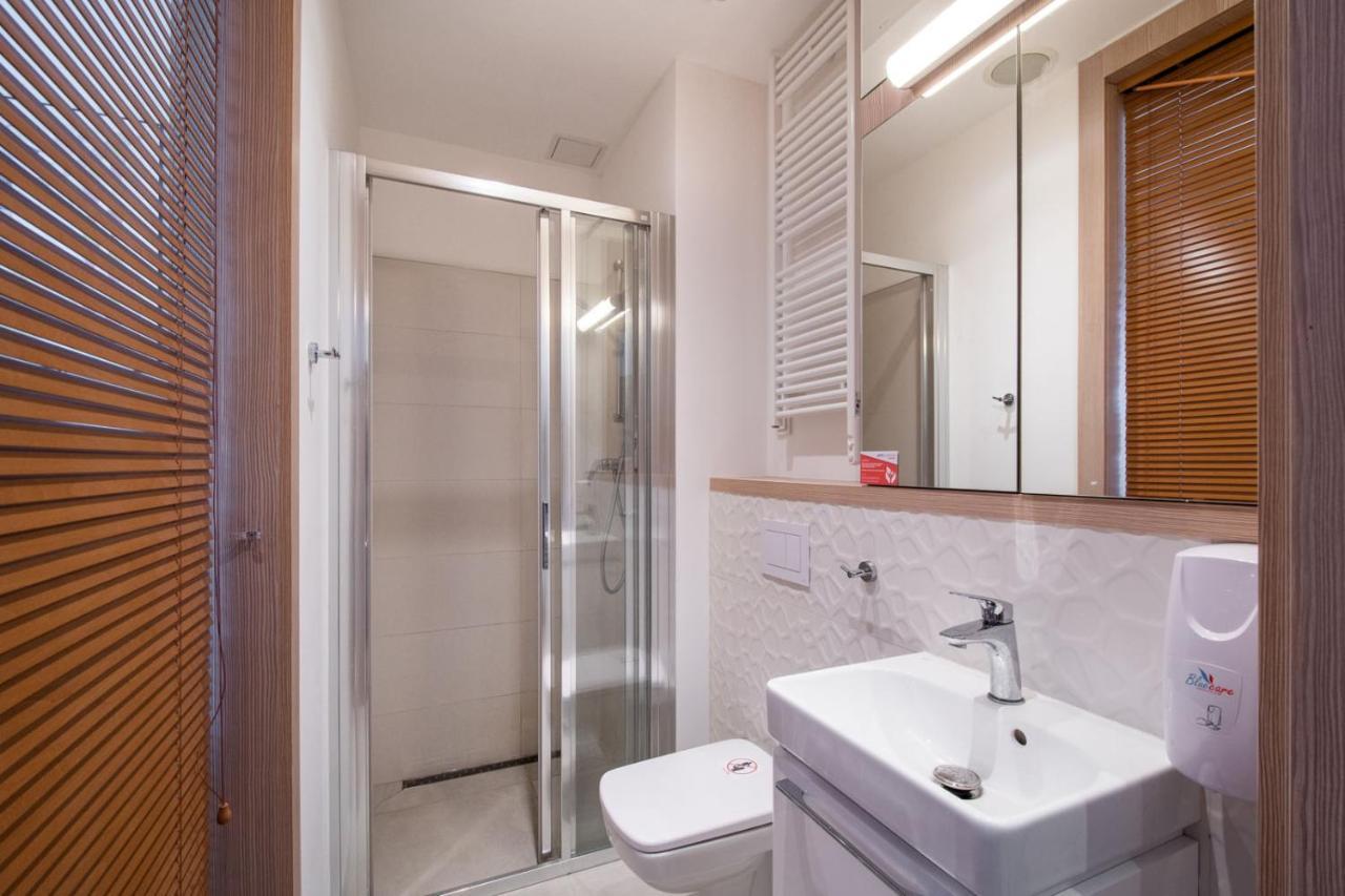 404 Rooms Wolska Apartament Βαρσοβία Εξωτερικό φωτογραφία