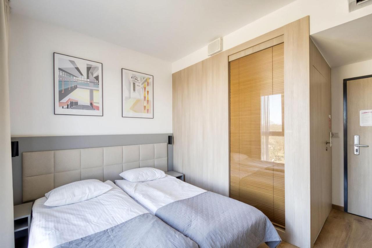 404 Rooms Wolska Apartament Βαρσοβία Εξωτερικό φωτογραφία